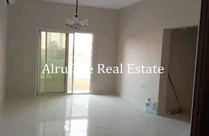 Apartment - 2 Bedrooms - 2 Bathrooms for rent in Al Jurf 2 - Al Jurf - Ajman Downtown - Ajman