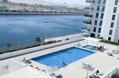 Apartment - Studio - 1 Bathroom for rent in Waters Edge - Yas Island - Abu Dhabi
