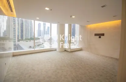 Empty Room image for: Office Space - Studio for rent in Building 3 - Emaar Square - Downtown Dubai - Dubai, Image 1