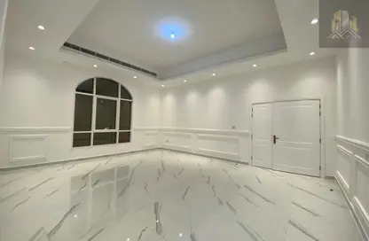 Apartment - 1 Bathroom for rent in Zayed City (Khalifa City C) - Khalifa City - Abu Dhabi