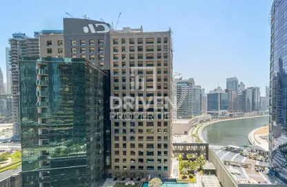 Office Space - Studio - 1 Bathroom for sale in The Binary Tower - Business Bay - Dubai