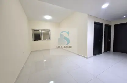 شقة - 2 غرف نوم - 2 حمامات للايجار في مجمع النهدة السكني - النهدة - الشارقة
