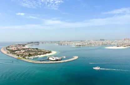 Apartment - 3 Bedrooms - 4 Bathrooms for sale in Beach Vista - EMAAR Beachfront - Dubai Harbour - Dubai
