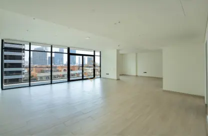 Office Space - Studio for rent in Binghatti Emerald - Jumeirah Village Circle - Dubai