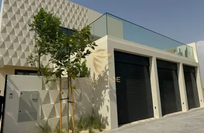 Villa - 4 Bedrooms - 7 Bathrooms for sale in Hayyan - Sharjah