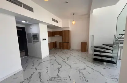 Duplex - 2 Bedrooms - 3 Bathrooms for rent in Oasis 2 - Oasis Residences - Masdar City - Abu Dhabi