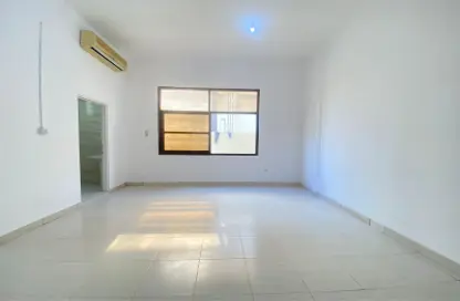 Empty Room image for: Apartment for rent in Khalifa City - Abu Dhabi, Image 1
