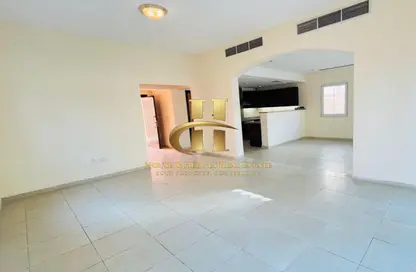 فيلا - 2 غرف نوم - 3 حمامات للايجار في فلل النخيل - قرية الجميرا سركل - دبي