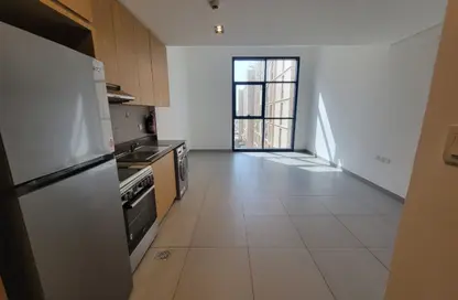 شقة - 1 حمام للبيع في الممشى - مويلح - الشارقة شقة - 1 حمام للبيع في الممشى - مويلح - الشارقة