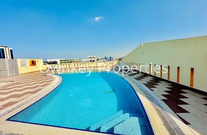 شقة - 2 غرف نوم - 2 حمامات للايجار في شقق سيمفوني - منخول - بر دبي - دبي