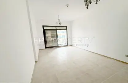 شقة - 1 حمام للبيع في برج حمزة - مدينة دبي الرياضية - دبي