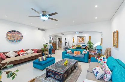 Villa - 4 Bedrooms - 4 Bathrooms for sale in Meadows 9 - Meadows - Dubai