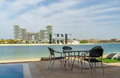 Villa - 4 Bedrooms - 5 Bathrooms for sale in Garden Homes Frond E - Garden Homes - Palm Jumeirah - Dubai