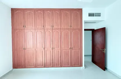 Apartment - 2 Bedrooms - 2 Bathrooms for rent in Al Nahda Complex - Al Nahda - Sharjah
