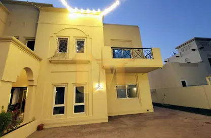 Villa - 4 Bedrooms - 6 Bathrooms for rent in Al Warqa'a 4 - Al Warqa'a - Dubai
