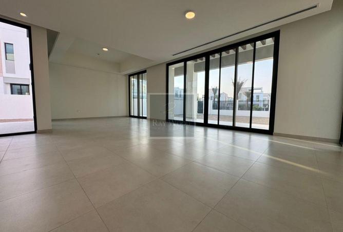 15575311 - Property Image 2