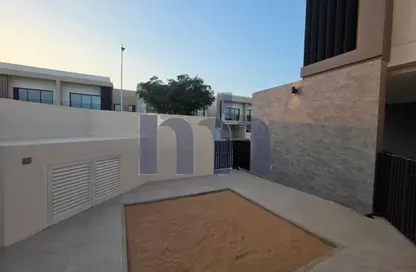 Townhouse - 3 Bedrooms - 4 Bathrooms for sale in The Magnolias - Yas Acres - Yas Island - Abu Dhabi