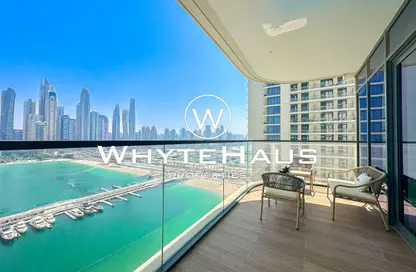 Apartment - 3 Bedrooms - 4 Bathrooms for sale in Marina Vista - EMAAR Beachfront - Dubai Harbour - Dubai