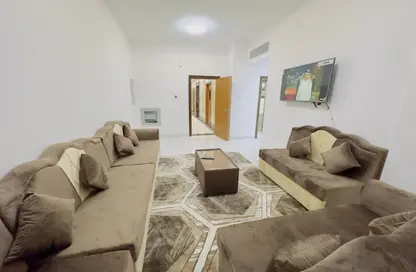 Apartment - 2 Bedrooms - 2 Bathrooms for rent in Al Rashidiya 2 - Al Rashidiya - Ajman