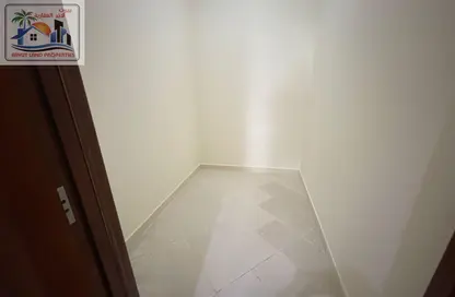Apartment - 2 Bedrooms - 2 Bathrooms for rent in Al Ghanem Business Center - Al Majaz 3 - Al Majaz - Sharjah