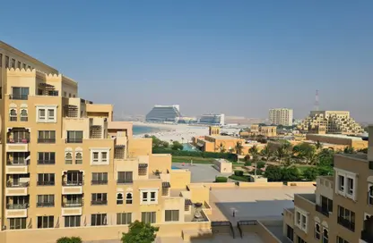 شقة - 2 غرف نوم - 3 حمامات للبيع في باب البحر - جزيرة المرجان - رأس الخيمة