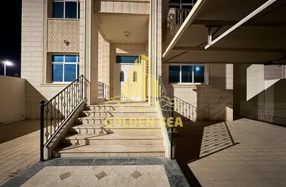 Villa - 6 Bedrooms - 7 Bathrooms for rent in Al Musalla Area - Al Karamah - Abu Dhabi