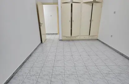 Apartment - 2 Bedrooms - 2 Bathrooms for rent in Hamdan Street - Abu Dhabi