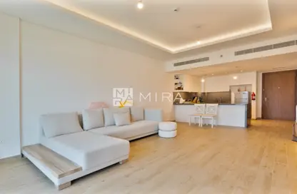 Apartment - 1 Bedroom - 2 Bathrooms for sale in Central Park Building 1 - Central Park at City Walk - City Walk - Dubai