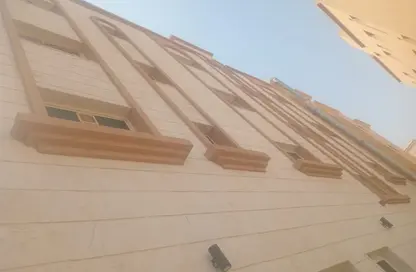 مجمع سكني - 8 غرف نوم - 8 حمامات للبيع في مجمع مويلح - تجارية مويلح - الشارقة