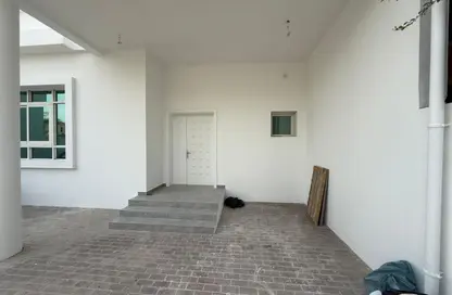 Villa - 4 Bedrooms - 4 Bathrooms for rent in Al Safa 1 - Al Safa - Dubai