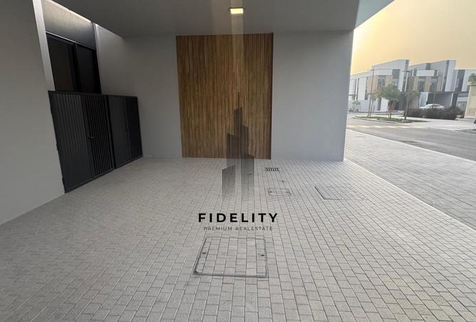 15687621 - صورة العقار 2