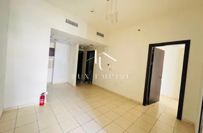 Apartment - 1 Bedroom - 2 Bathrooms for rent in Autumn - Seasons Community - Jumeirah Village Circle - Dubai