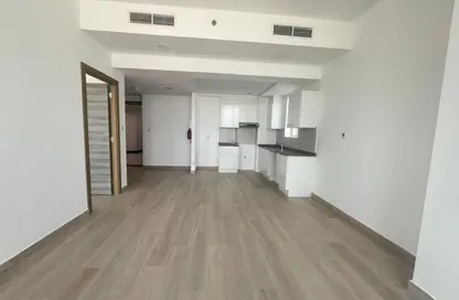 Apartment - 1 Bedroom - 1 Bathroom for rent in Bloom Towers B - Bloom Towers - Jumeirah Village Circle - Dubai