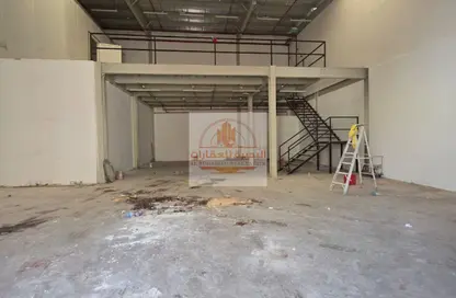 Warehouse - Studio - 1 Bathroom for rent in Al Sajaa Industrial - Al Sajaa - Sharjah