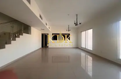 Apartment - 2 Bedrooms - 3 Bathrooms for rent in Royal JVC Building - District 10 - Jumeirah Village Circle - Dubai