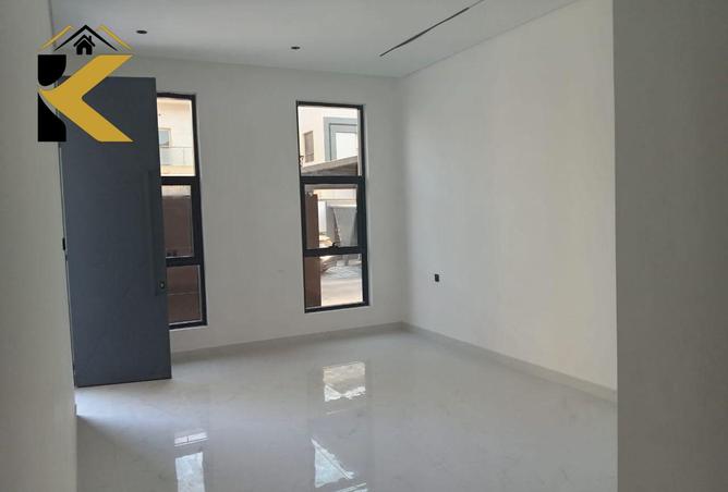 15204011 - Property Image 3