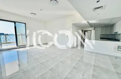 Apartment - 3 Bedrooms - 4 Bathrooms for rent in Al Warsan 4 - Al Warsan - Dubai