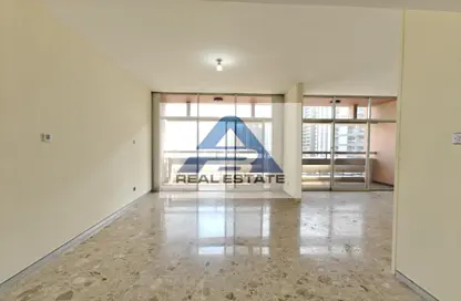 Apartment - 3 Bedrooms - 3 Bathrooms for rent in Al Khalidiya - Abu Dhabi