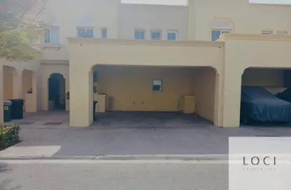 فيلا - 3 غرف نوم - 3 حمامات للايجار في الينابيع 15 - الينابيع - دبي