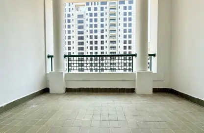 Apartment - 4 Bedrooms - 5 Bathrooms for rent in Al Hana Tower - Al Khalidiya - Abu Dhabi