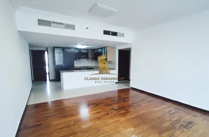 شقة - 2 غرف نوم - 2 حمامات للايجار في برج أونتاريو - الخليج التجاري - دبي