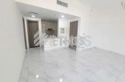 Apartment - 1 Bedroom - 2 Bathrooms for rent in Serenity Lakes 5 - Jumeirah Village Circle - Dubai