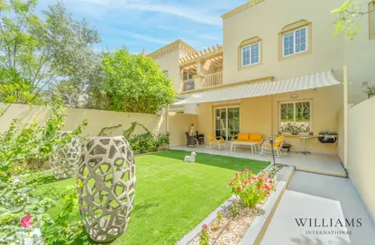 فيلا - 2 غرف نوم - 3 حمامات للبيع في الينابيع 12 - الينابيع - دبي