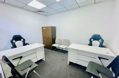 Business Centre - Studio - 2 Bathrooms for rent in Madinat Zayed Tower - Muroor Area - Abu Dhabi
