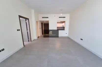 شقة - غرفة نوم - 2 حمامات للايجار في شقق لا ريفييرا - قرية الجميرا سركل - دبي