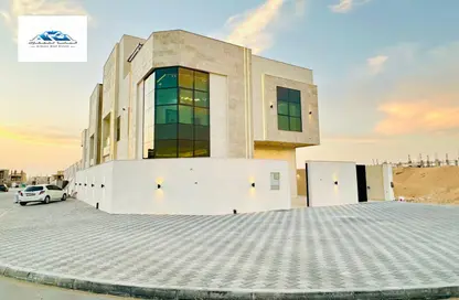 فيلا - 6 غرف نوم - 8 حمامات للبيع في الزاهية جاردنز - الزاهية - عجمان