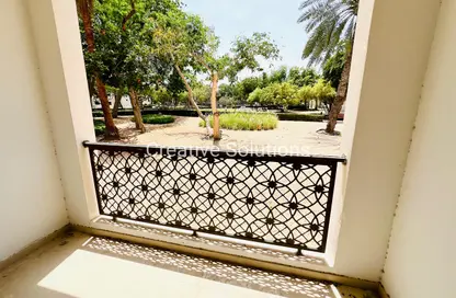 Apartment - 2 Bedrooms - 2 Bathrooms for rent in The Gardens Buildings - The Gardens - Dubai