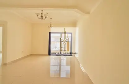 Apartment - 1 Bedroom - 2 Bathrooms for rent in UOS - Muwaileh Commercial - Sharjah