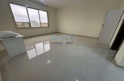 Apartment - Studio - 1 Bathroom for rent in Mohamed Bin Zayed City - Abu Dhabi