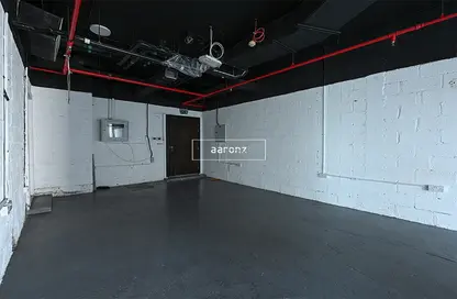 Office Space - Studio for rent in Lake Central - Business Bay - Dubai